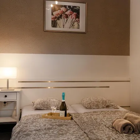 Stará Hora Apartmán *